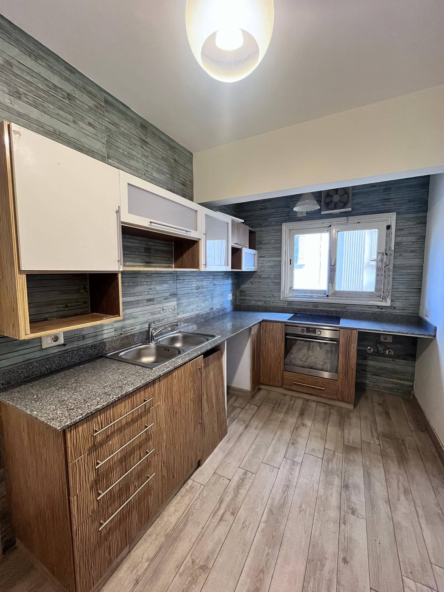 شقه دور اول 210 متر  📍 التجمع الخامس