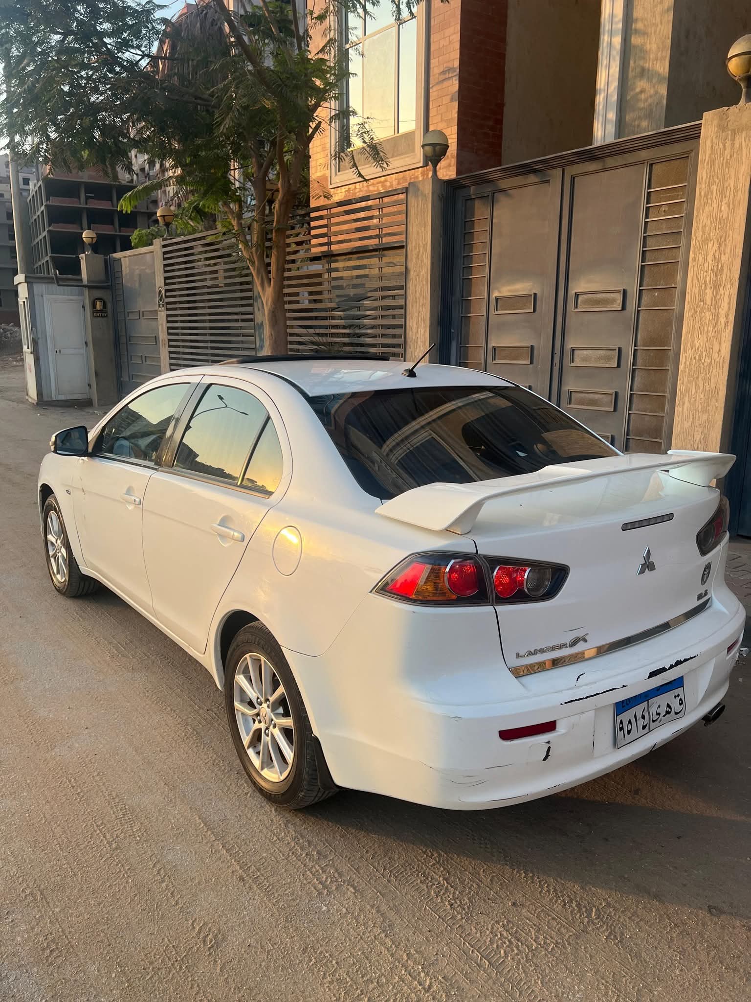 سياره عربية أعلى فئة فابريكا بالكامل 2016 كاملة فتحة سقف وتحكم طارة