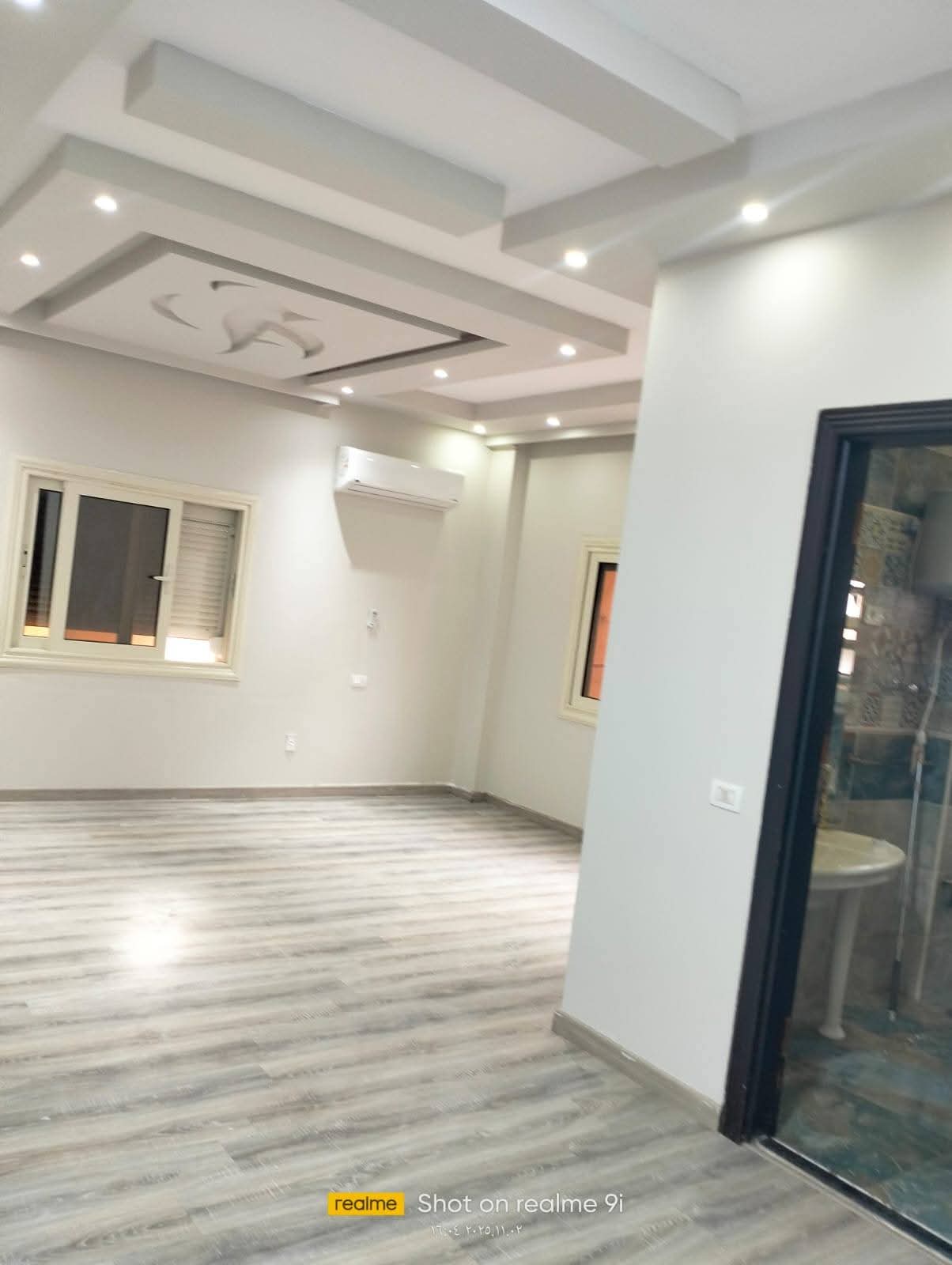 للايجار ▪️الايجار ( بالمطبخ و التكيفات ) شقة بفيلات البنفسج الفردي🏠🔥