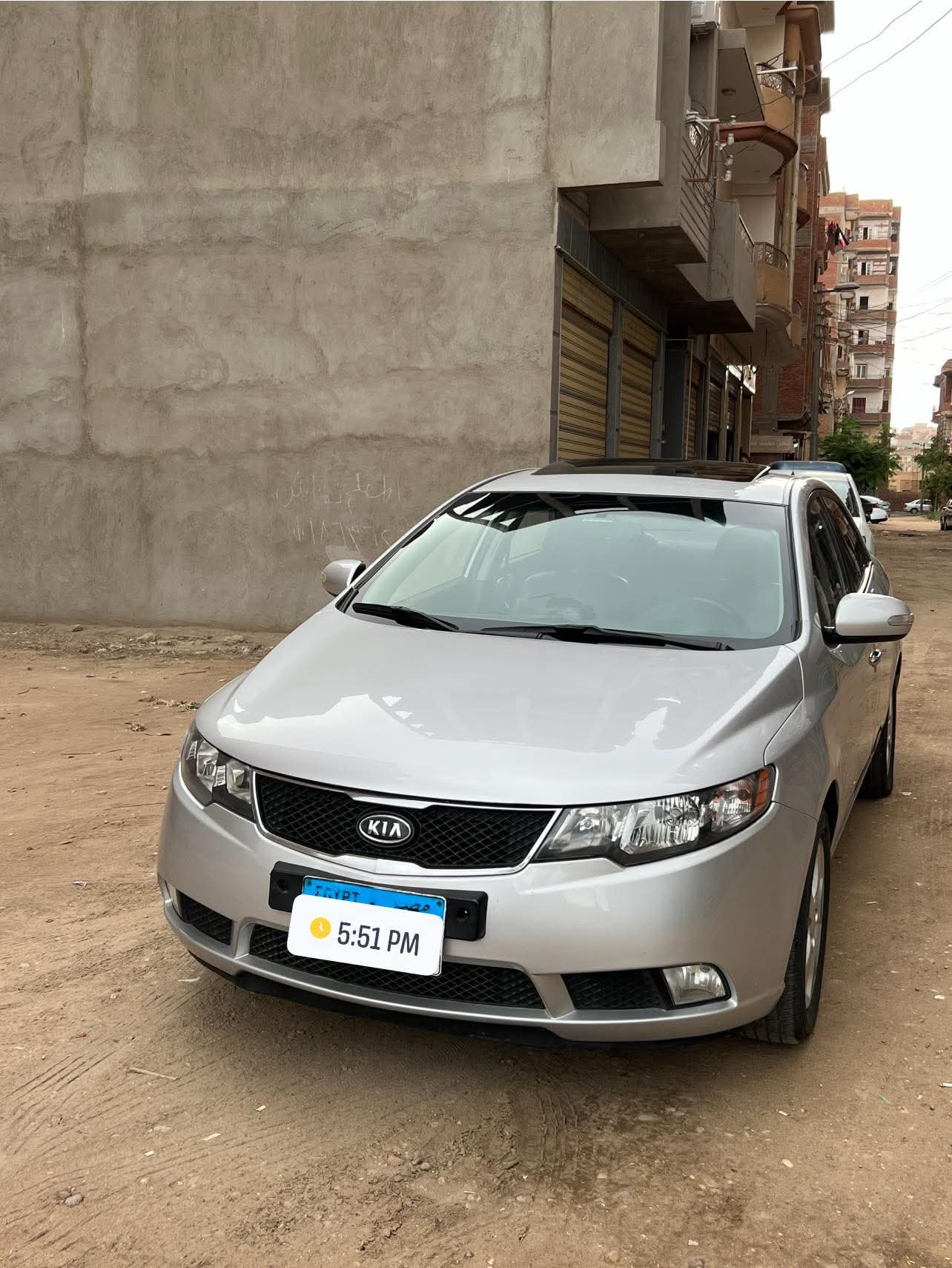 كيا فورتى ٢٠٠٩ اعلى فئه بصمه + فتحه مرمات المعاقين بالخارج مفيش مسمار محلول بدون جنيه مصروف رخصه ٣ سنين