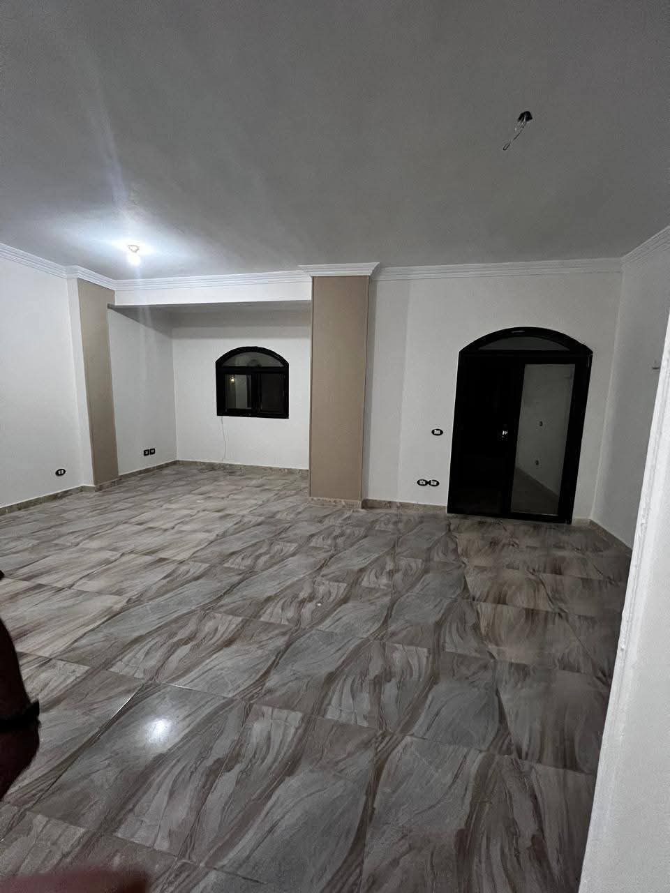 شقه للايجار دور تانى  فيلات البنفسج