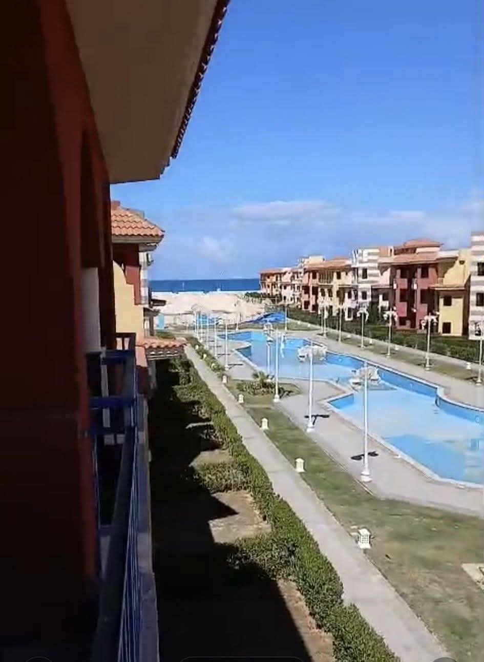 للبيع شاليه بورتو مطروح