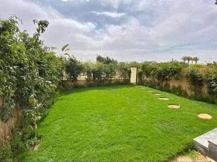 ⛔️ لسرعه البيع فيلا  بسـعر شـقة  ⚜️ فـي كمـبوند سـراي - Sarai ⚜️  🔸فـي قلب القاهره الجديده  🔸سـور في سـور مع مدينتي   🔺مسـاحة  212 م & 55م جـاردن  ✅ مطـلوب 1.500.000 💲 والبـاقي بالتقسـيط عـلي 8 سـنين  ♦️ لسـرعة التواصل عـلي