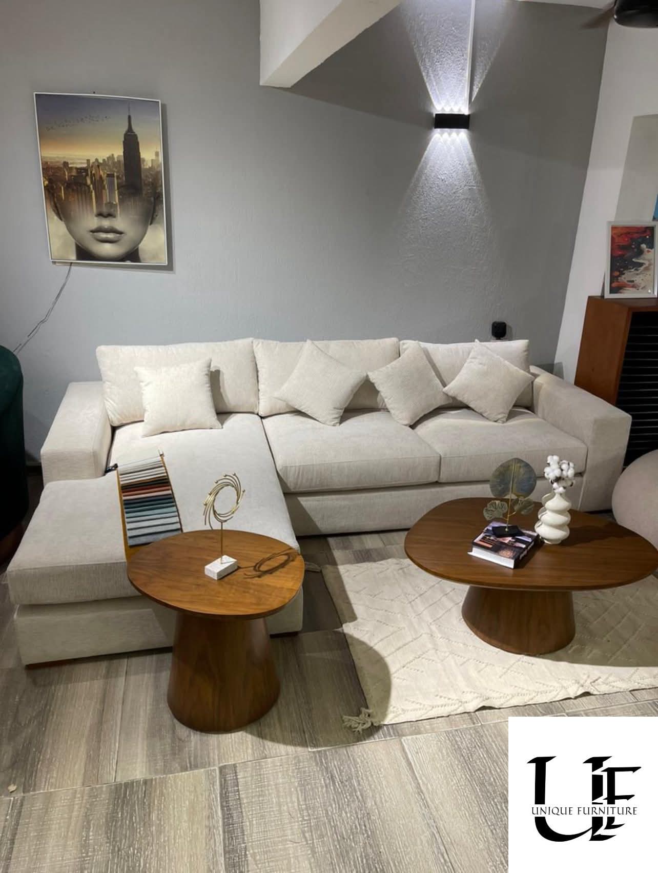 انتريه أو ركن. إحنا بنصنع قطعة تعيش وتعبّر عن ذوق صاحبها.