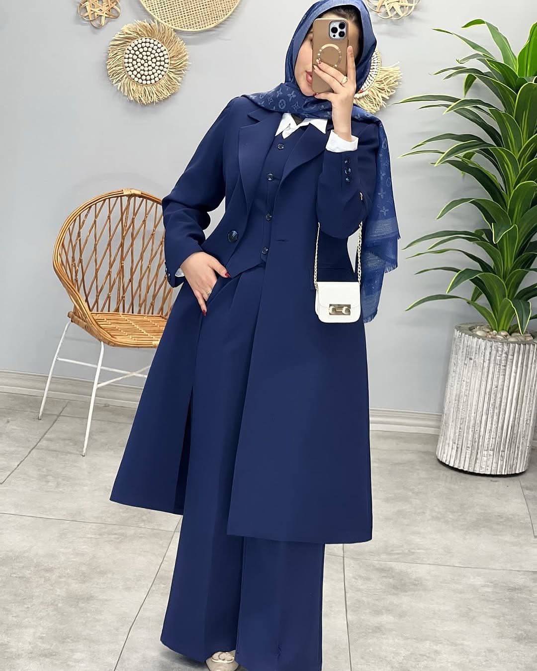 المودل روزلين