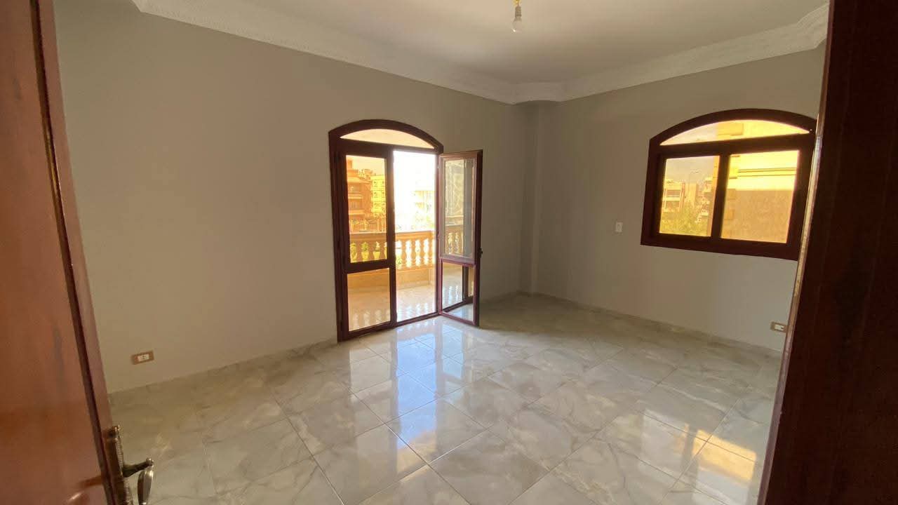 🏡 شقة سوبر لوكس بفيلات البنفسج - 4 غرف للإيجار – فيو جاردن