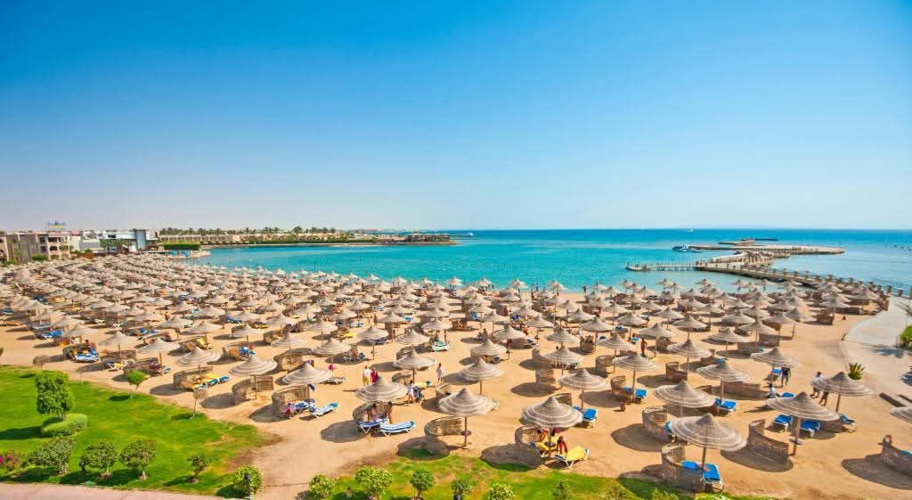 الغردقه #سمامصرللسياحة🥳 🔥 ⭐⭐⭐⭐⭐استمتع معانا بأجمل فنادق الغردقة 💦🌴🌊🌊🌴 منتجع صن رايز لو جاردن بيتش اكوا بارك  ⭐⭐⭐⭐⭐  📌 5 نجوم - اكوا بارك عملاقه - صف اول على البحر🌊  الفندق 5 نجوم  يتميز بموقع ممتاز جدااااا .