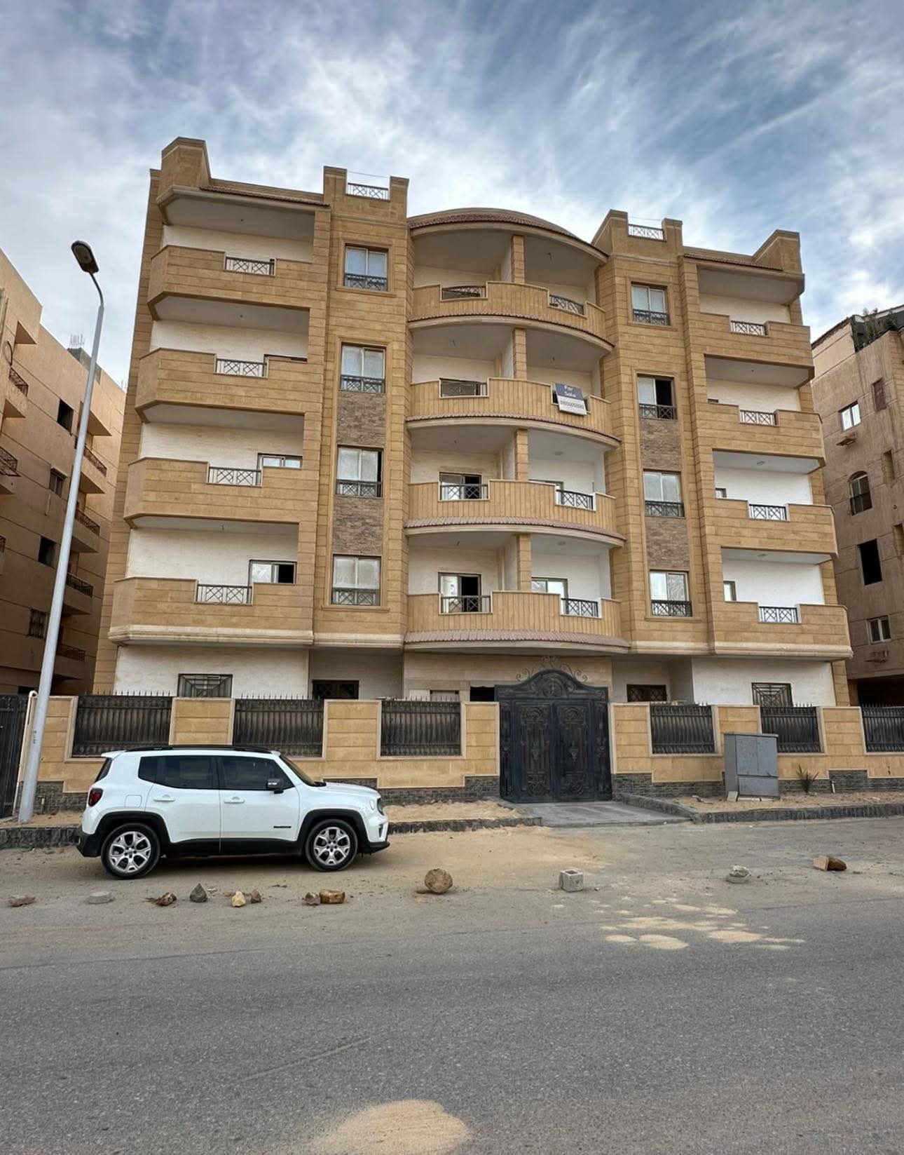 شقه للبيع في اللوتس الجنوبيه