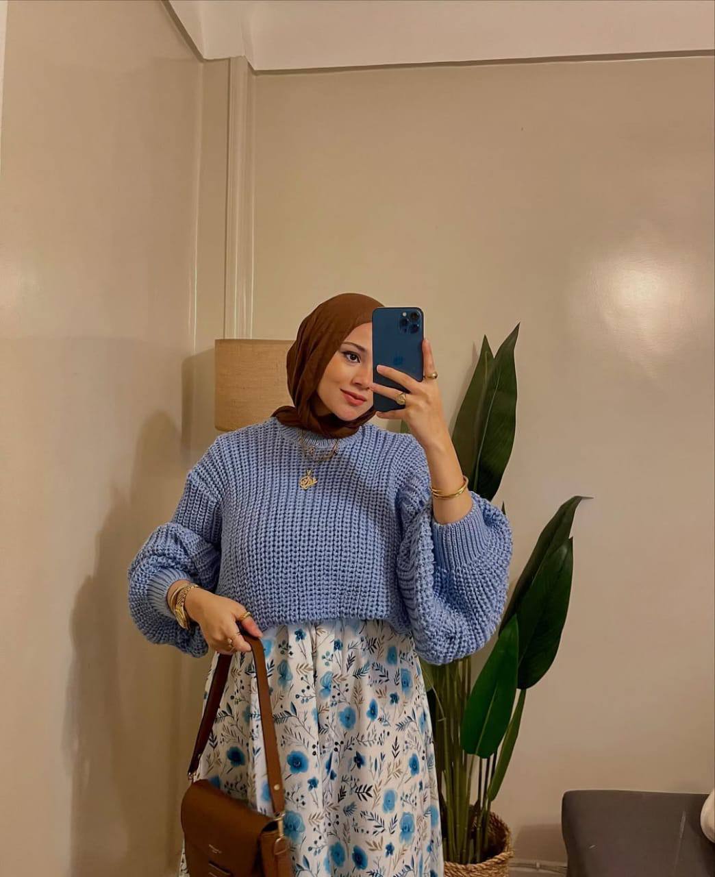 الموديل 👈 طقم 2قطعه 🔥  الخامه 👌البلوزه تريكو ✨