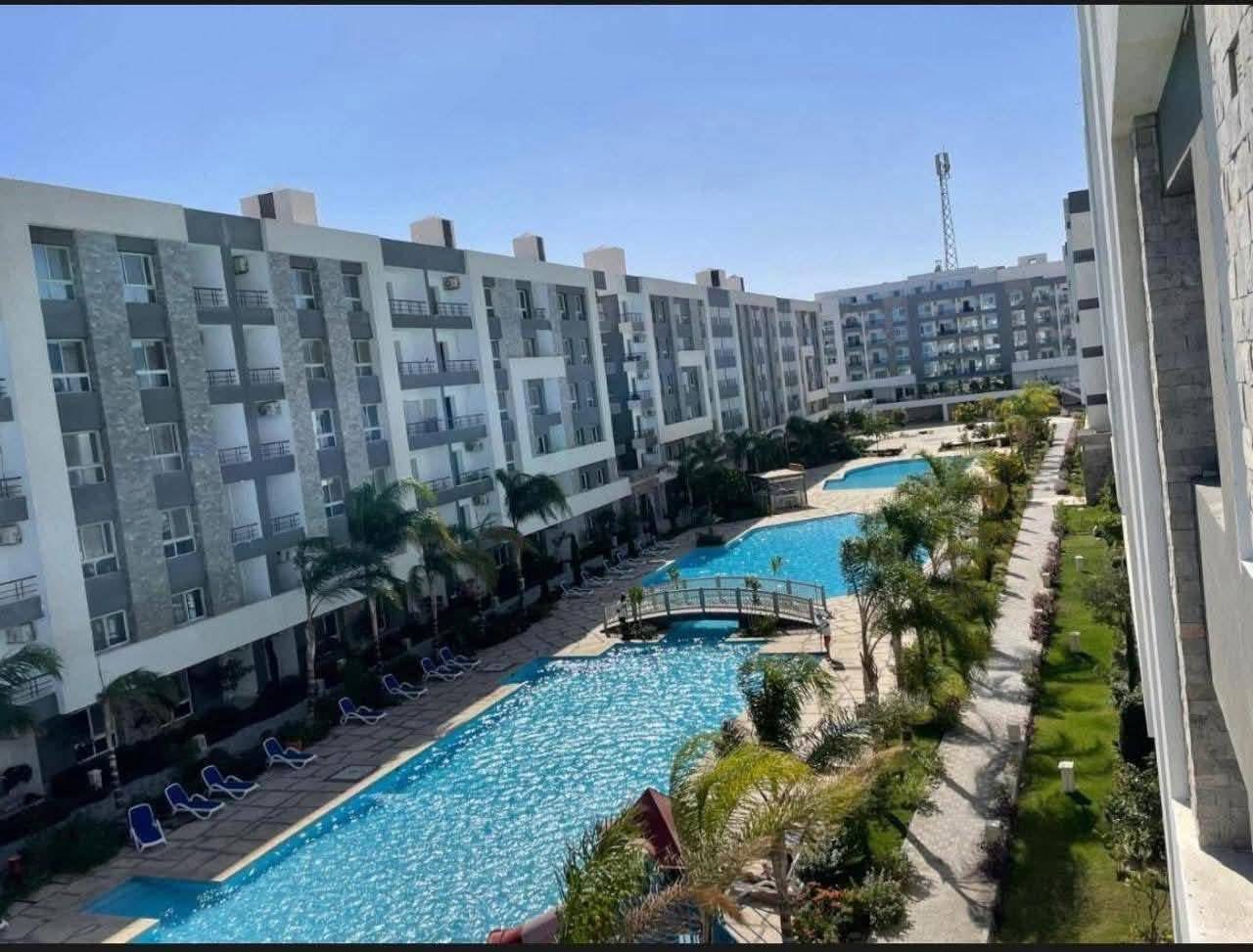 فندق فنادير باي – الغردقة – تصنيف 4 نجوم ديلوكس  🔶 موقع متميز – منطقة الأحياء صف أول 🌊 أكوا بارك للأطفال والكبار 🔶 كيدز إريا مجهزة بالكامل 🌊 5 حمامات سباحة 🔶 فريق أنيميشن وأنشطة يومية 🌹 مستوى غرف وبوفيه فاخر