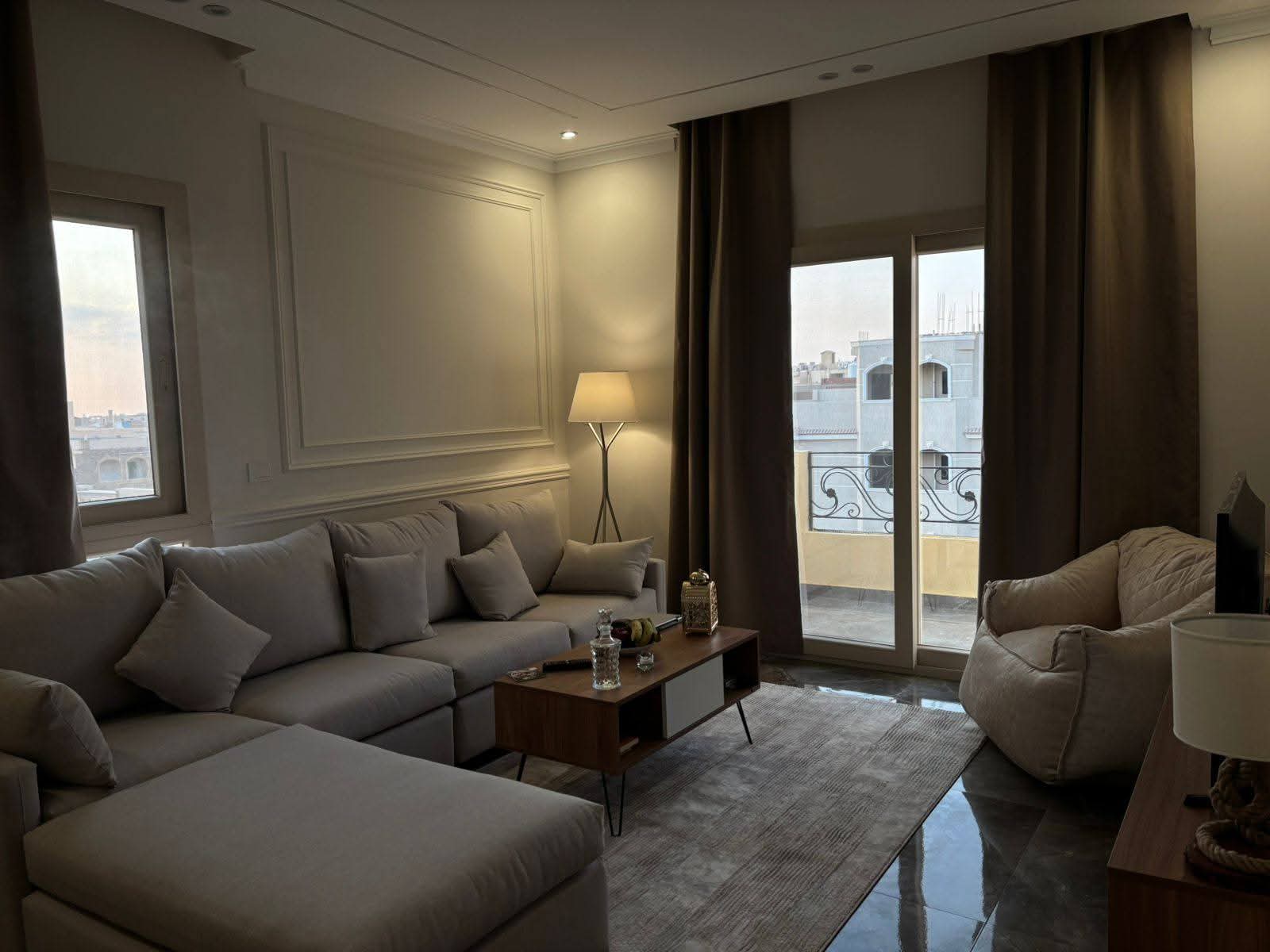 ⭐ للايجار مفروش فرش فندقى اقل مده 6 شهور أقصى مده سنه 🩷