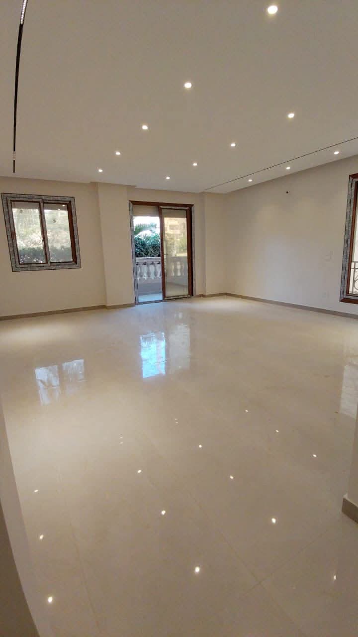 🏡 شقة للإيجار – القاهرة الجديدة 📍 التجمع الأول – فيلات الياسمين 1