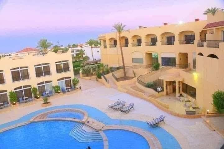 عروض فندق 🏠رويال نعمه باي  ⭐️⭐️⭐️⭐️ 👈 فى قلب خليج نعمة  👈 شاطئ رملي خاص في خليج