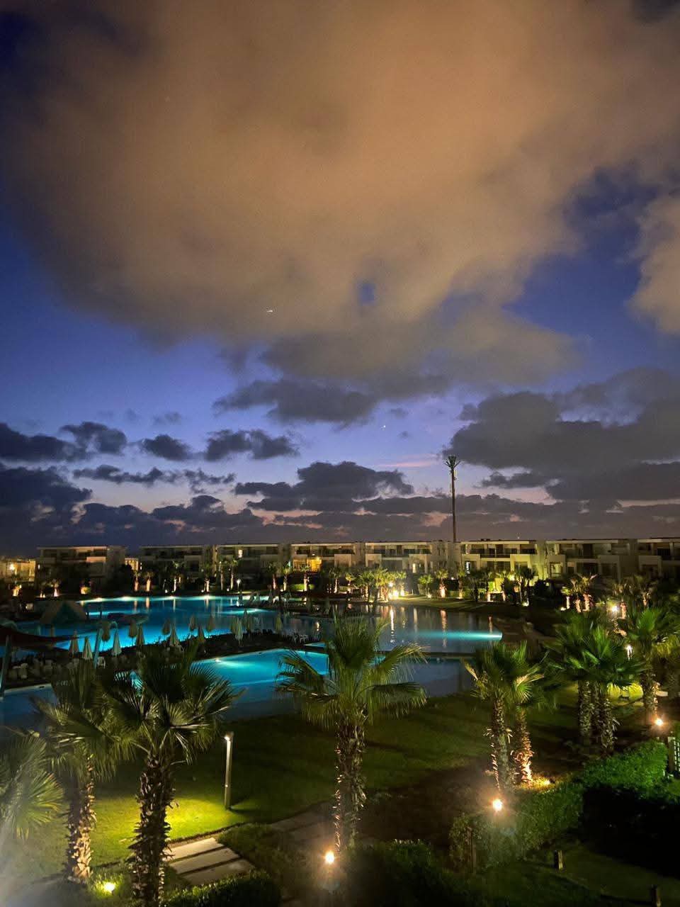 شاليه للايجار في امواج 🌊🌊 📍علي بحيره كوستا مباشر