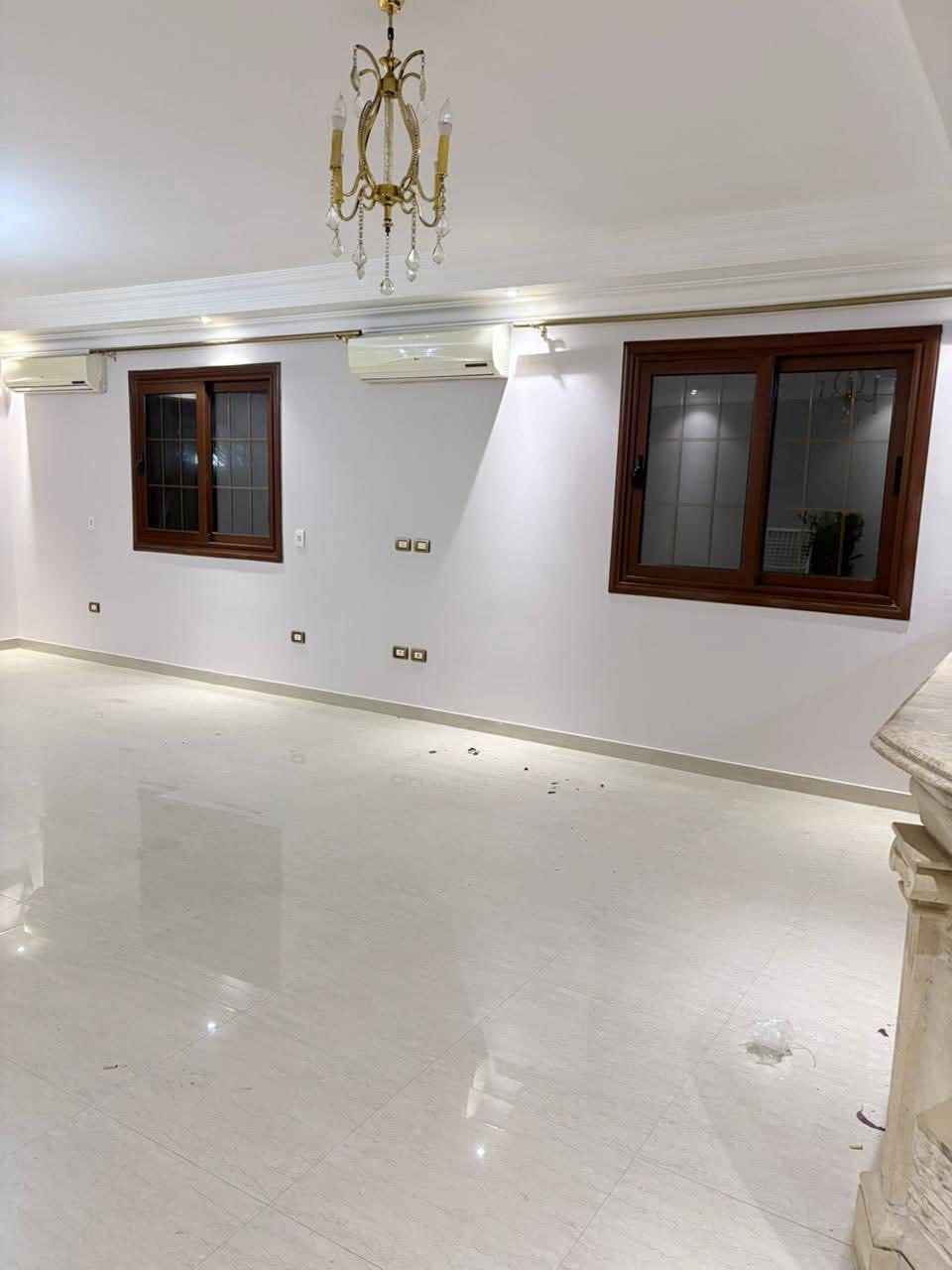 لسرعة الايجار ✨ شقة 200م للايجار بالبنفسج فيلات  التجمع الاول